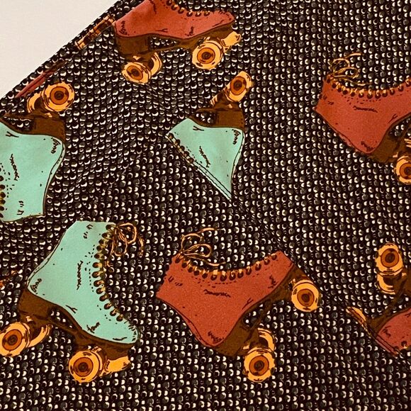 ~ LuLaRoe Tall & Curvy Rollerskates Leggings L XL Soft Stretchy Comfy Skates - Picture 4 of 8